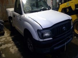 2002 TOYOTA TACOMA WHITE, STD CAB, 2.4 AT, 2WD.  Z24902